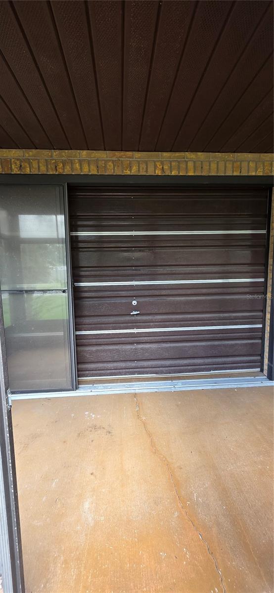 CARLTON VILLAGE PARK - Residential