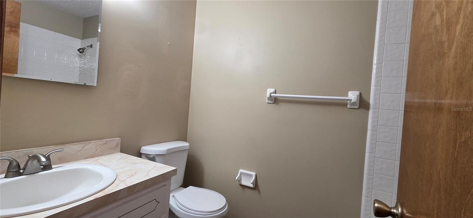 CARLTON VILLAGE PARK - Residential