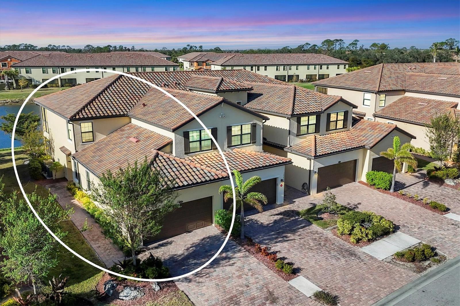 Similar Properties