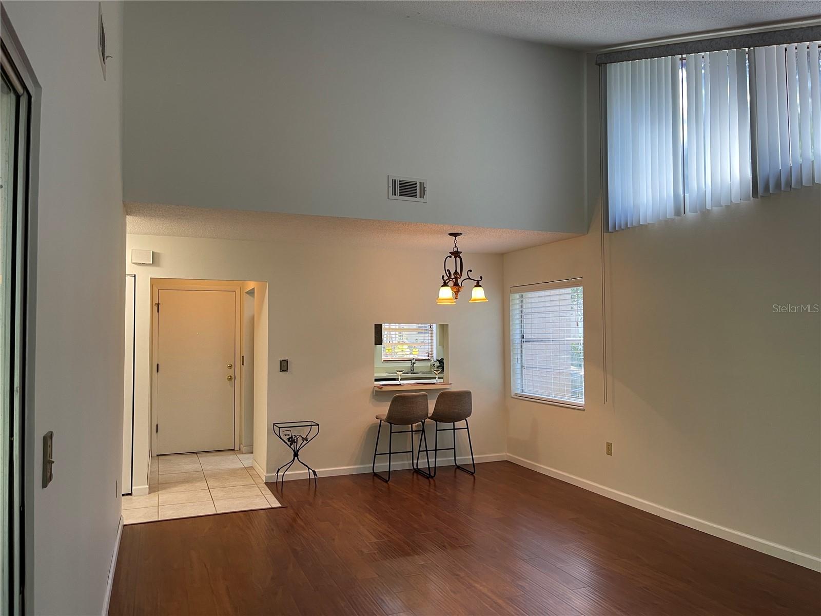 5013 VILLAGE GARDENS DRIVE 34