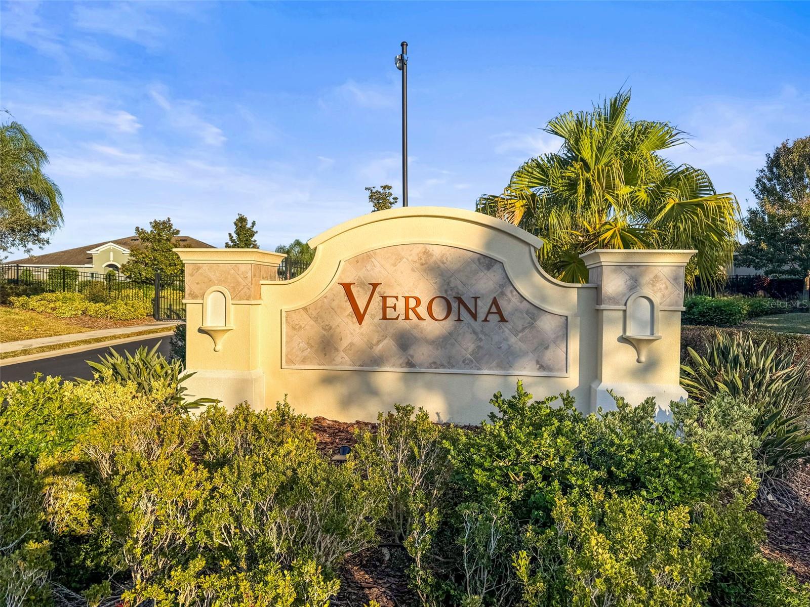 SUN CITY CENTER UNIT 274 & 2 - Residential