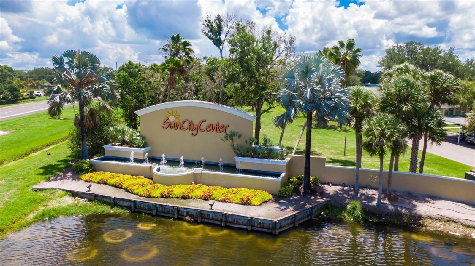 SUN CITY CENTER UNIT 274 & 2 - Residential