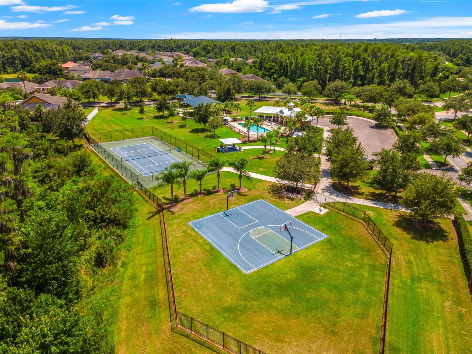 STONECREEK TOWNHOMES - Residential