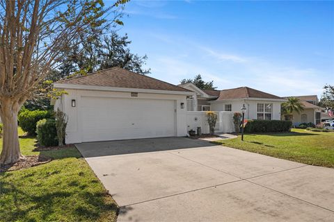 Photo of 5676 Gulf Stream Street, Tavares, FL 32778 (MLS # G5104084)