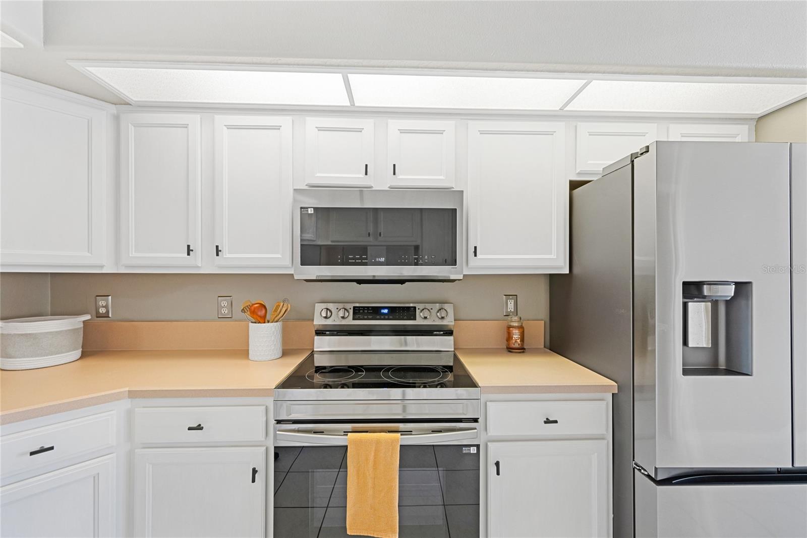 ROYAL HARBOR PH 01 - Residential