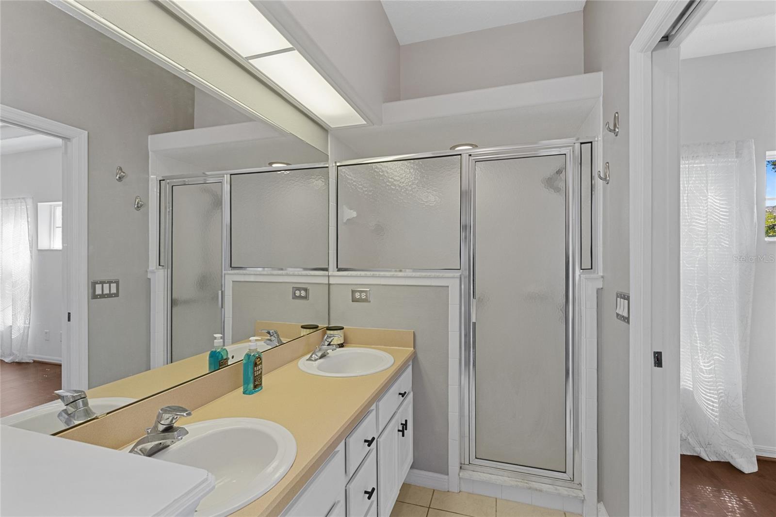 ROYAL HARBOR PH 01 - Residential