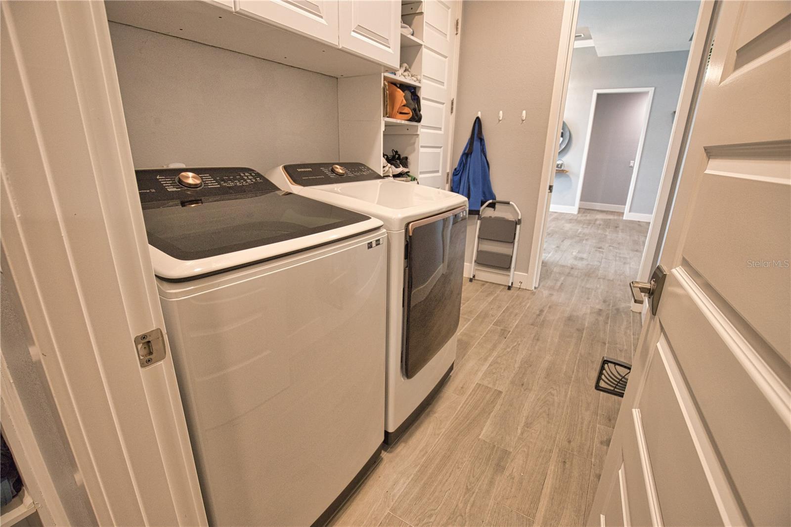 ROTONDA WEST PINE VALLEY - Residential