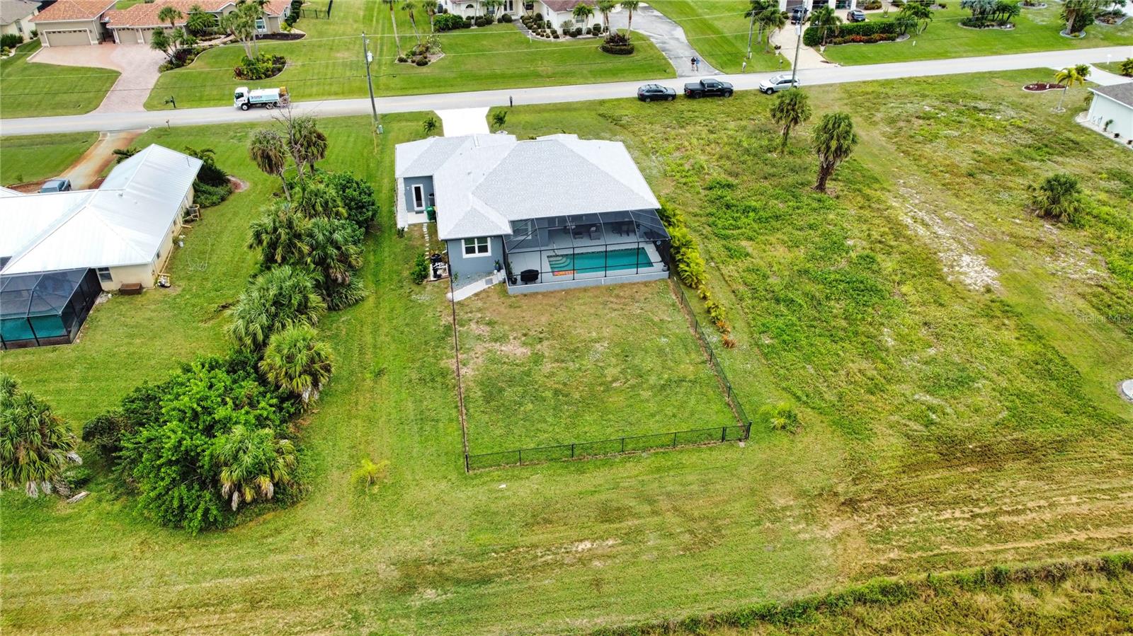 ROTONDA WEST PINE VALLEY - Residential