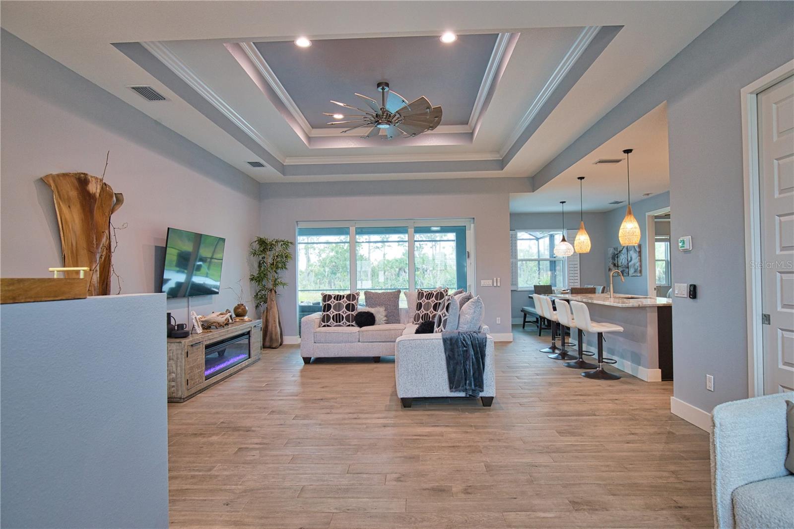 ROTONDA WEST PINE VALLEY - Residential