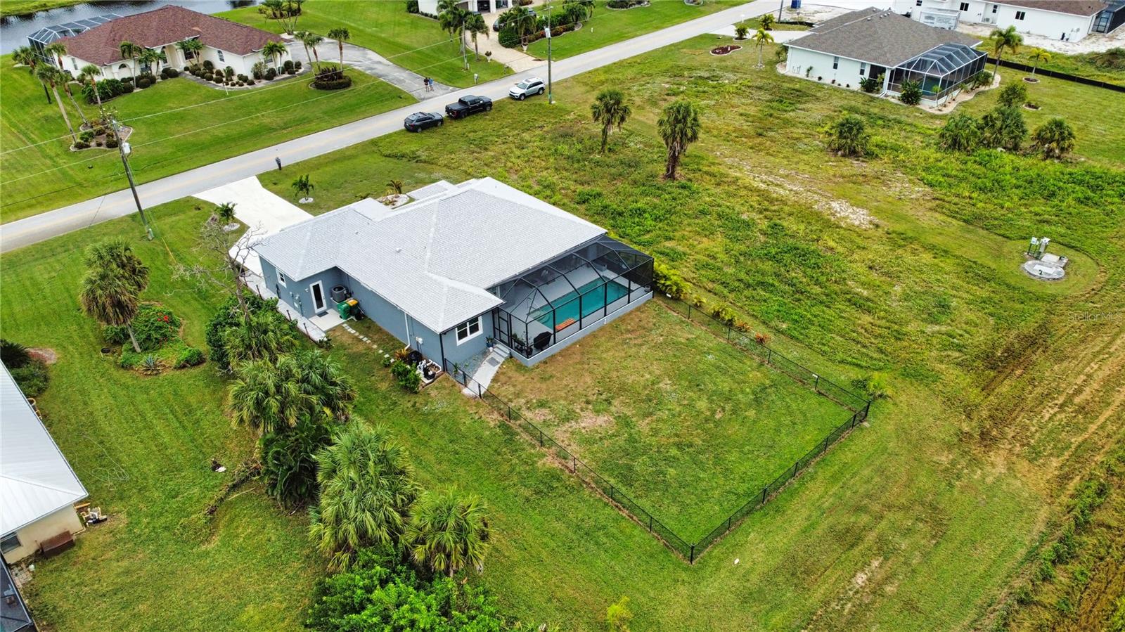 ROTONDA WEST PINE VALLEY - Residential