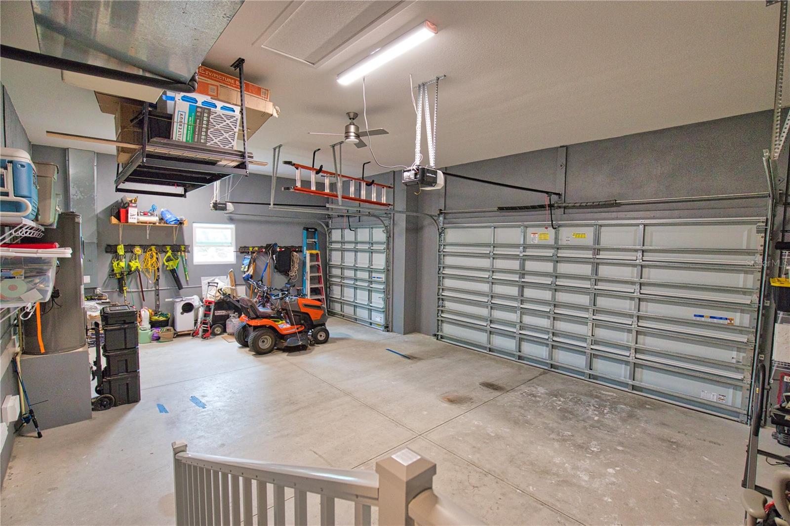 ROTONDA WEST PINE VALLEY - Residential