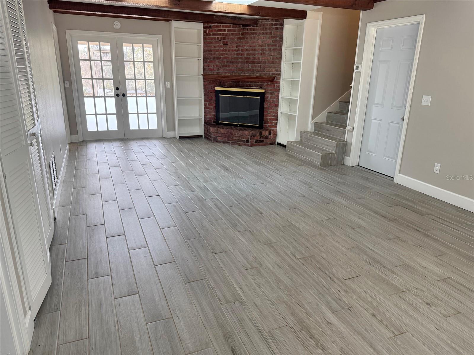 SANLANDO SPGS - Residential