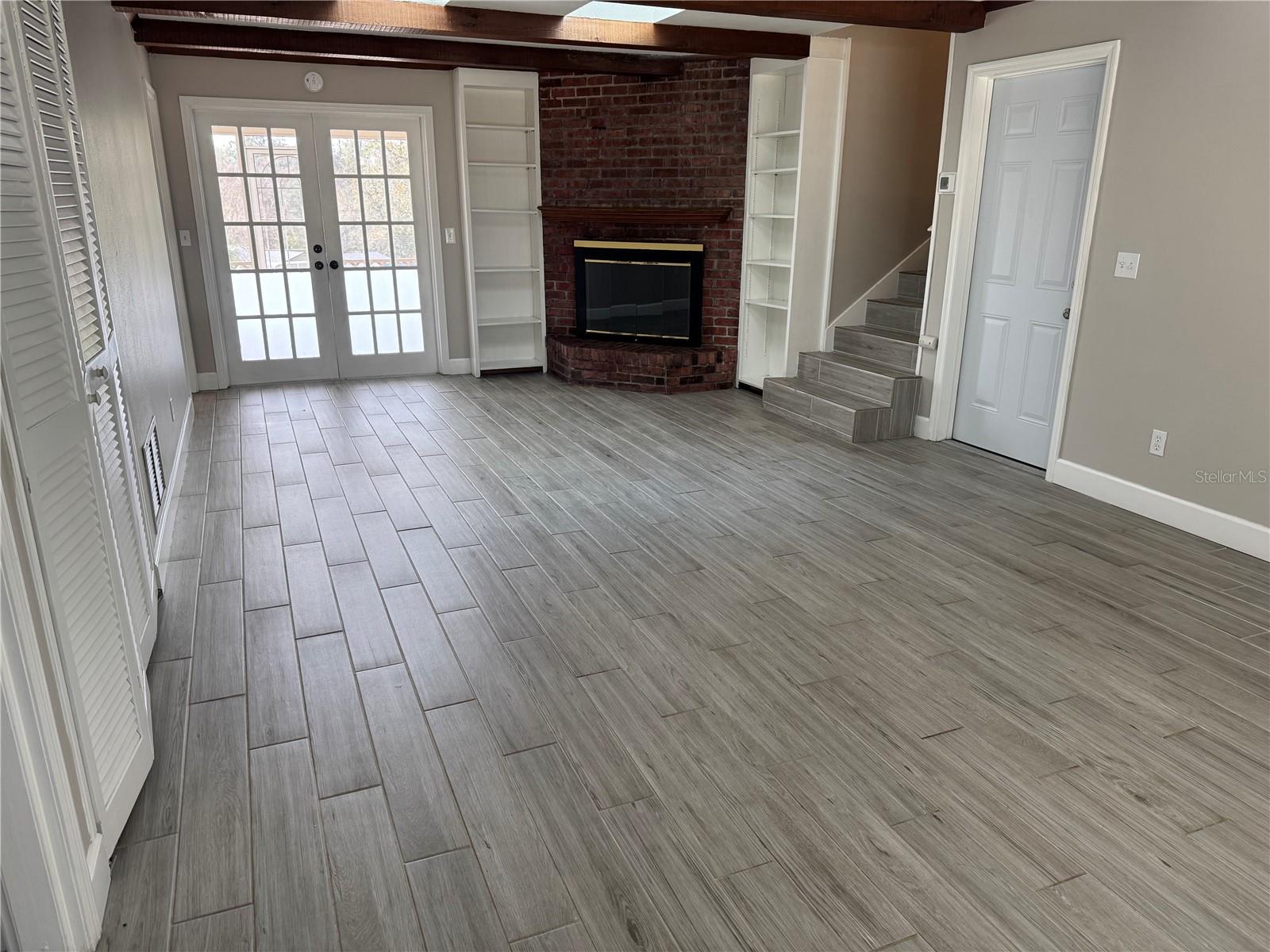 SANLANDO SPGS - Residential