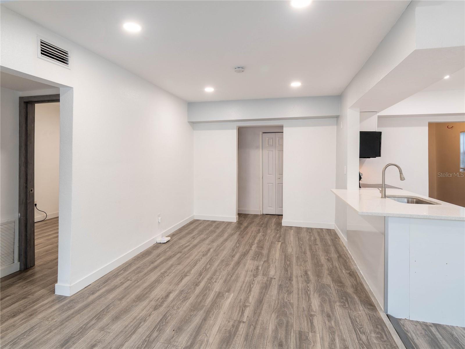 BROOKLYN - Residential