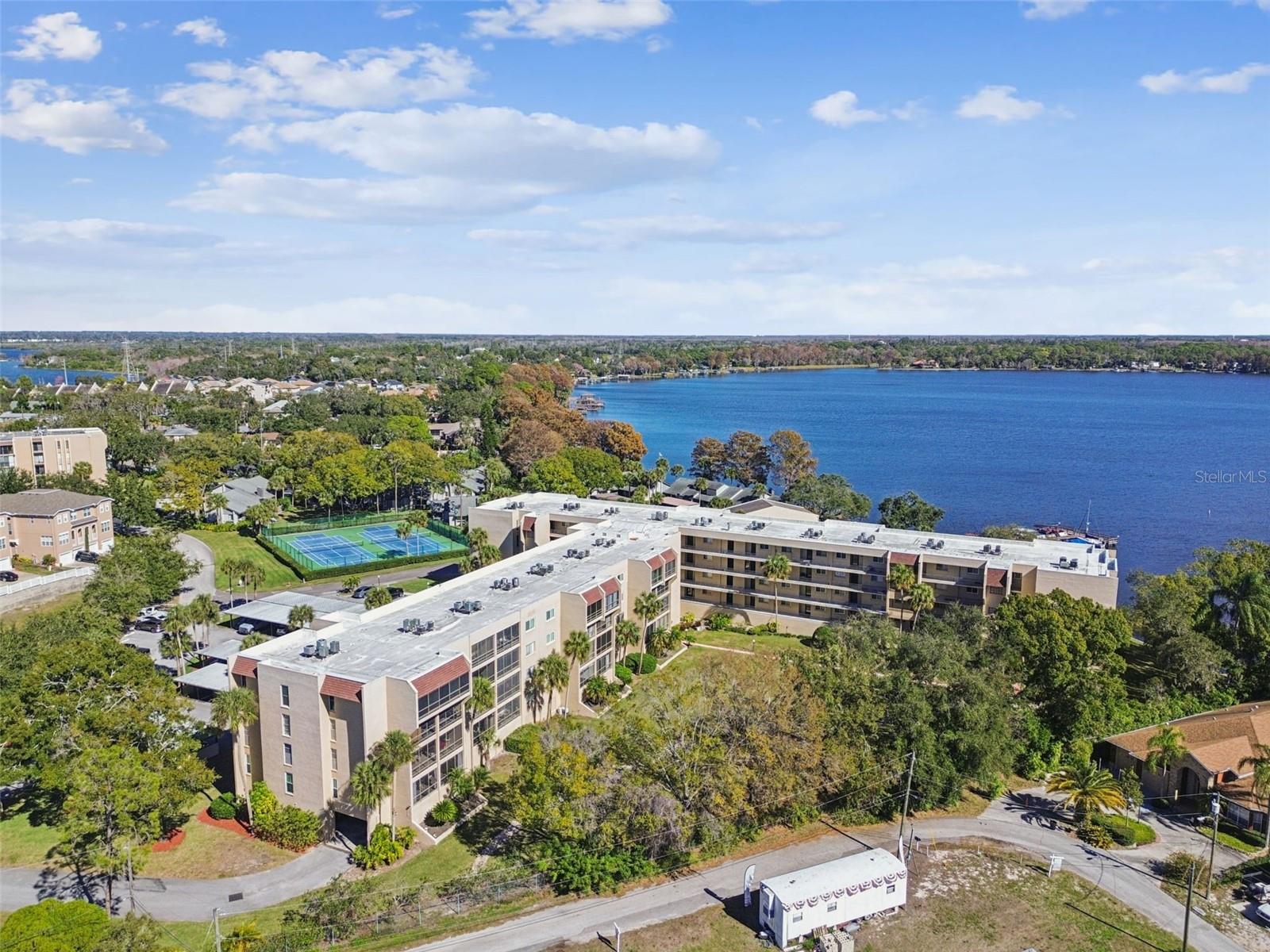 LAKE TARPON SAIL & TENNIS CLUB - Residential