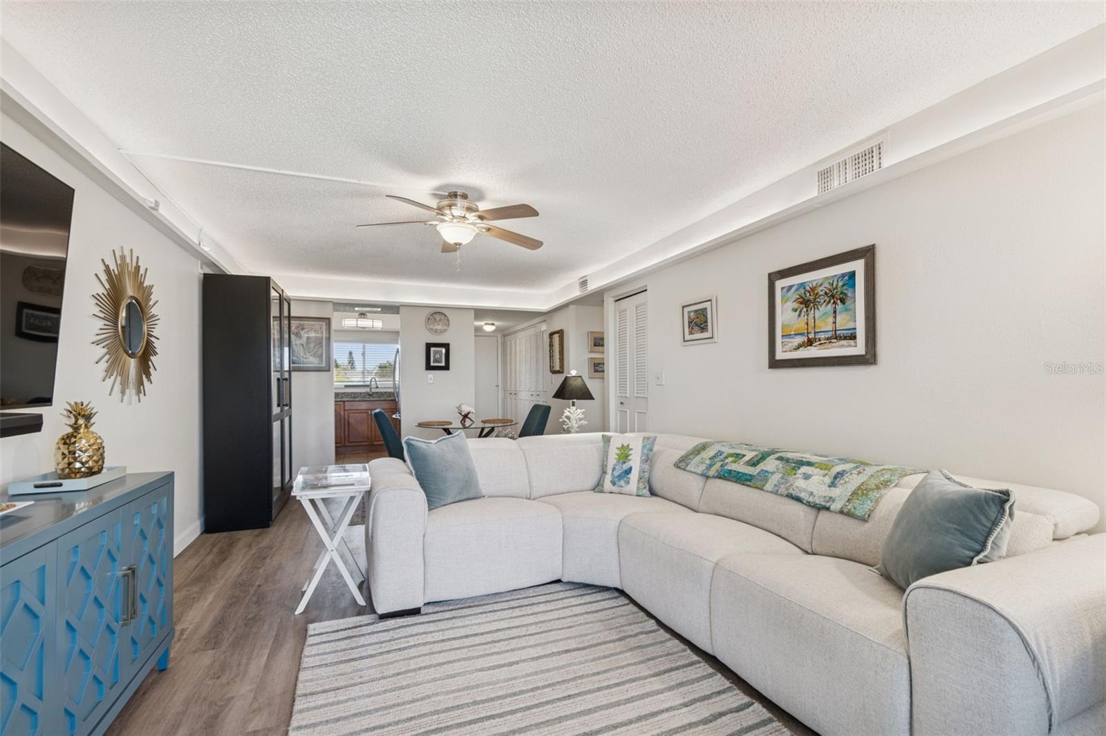 LAKE TARPON SAIL & TENNIS CLUB - Residential