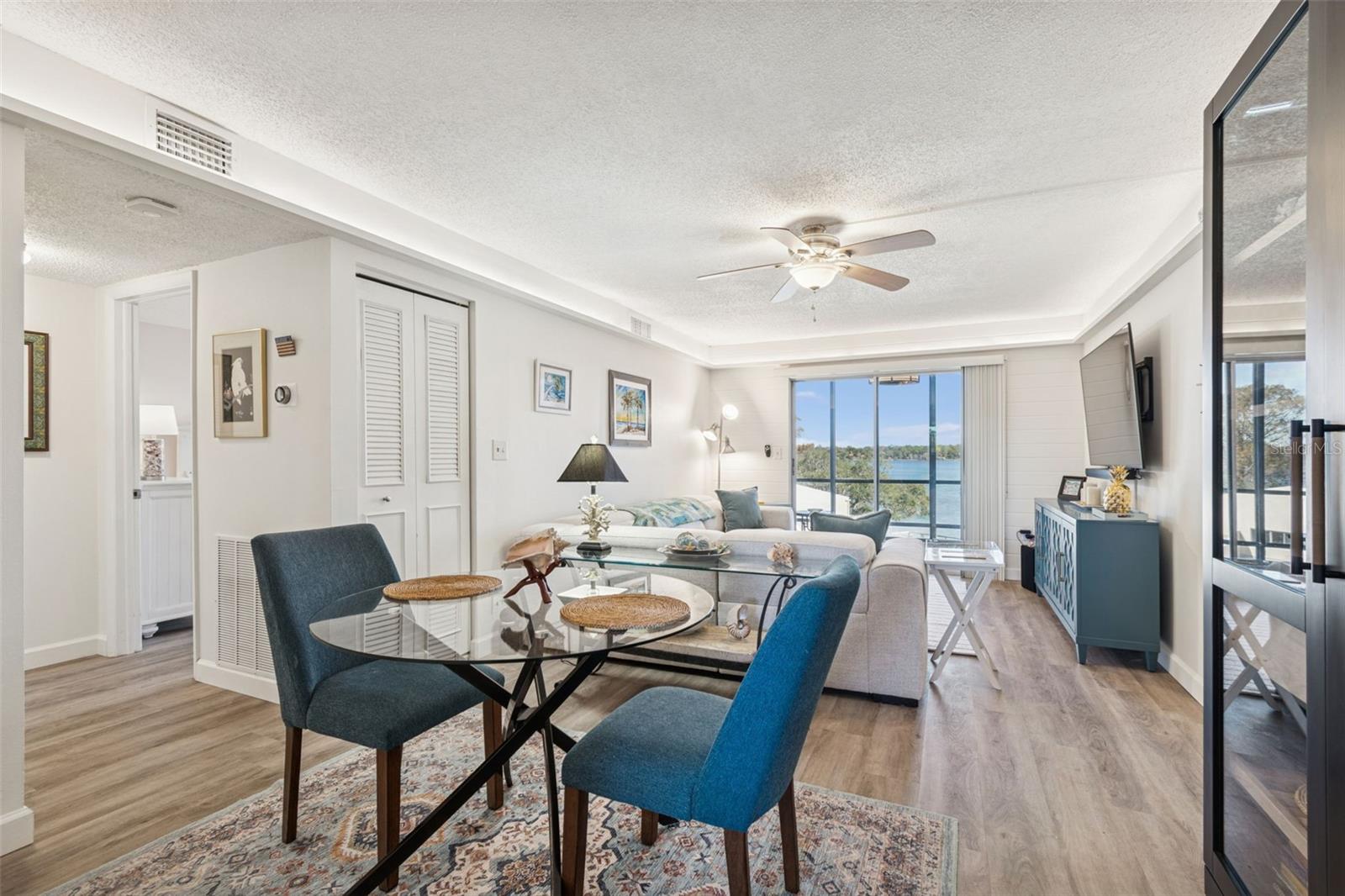 LAKE TARPON SAIL & TENNIS CLUB - Residential