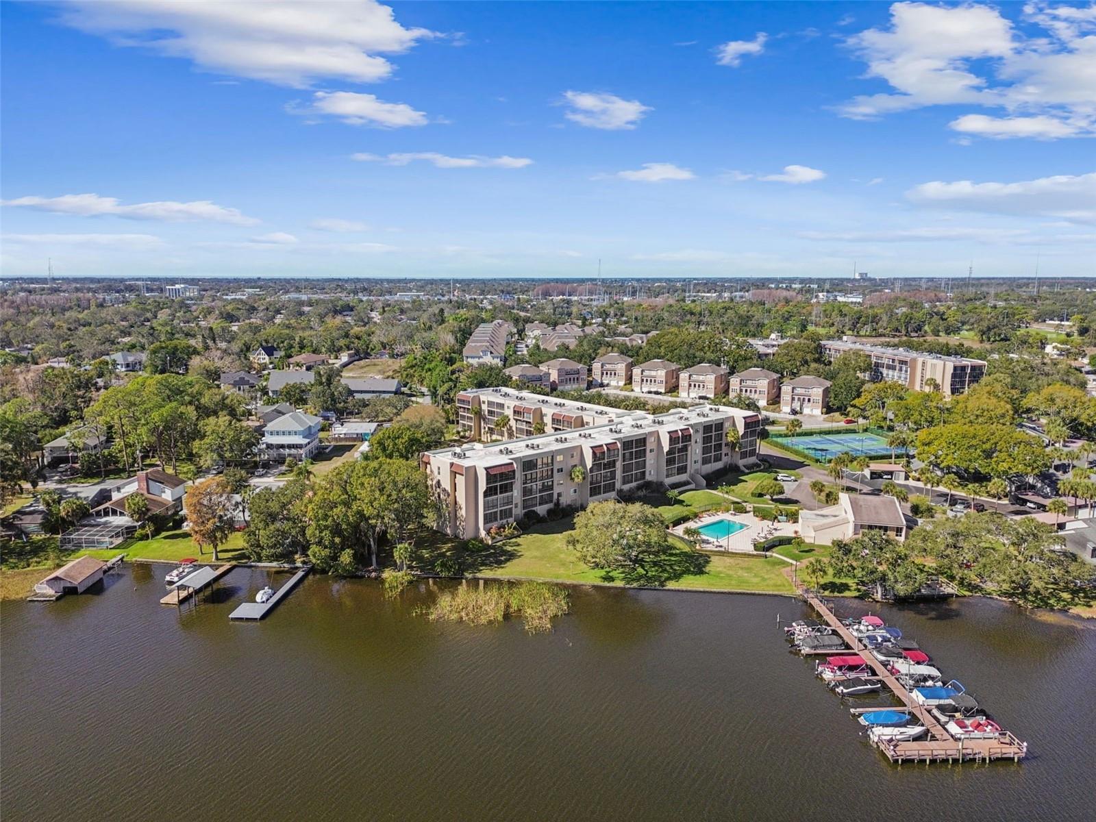 LAKE TARPON SAIL & TENNIS CLUB - Residential