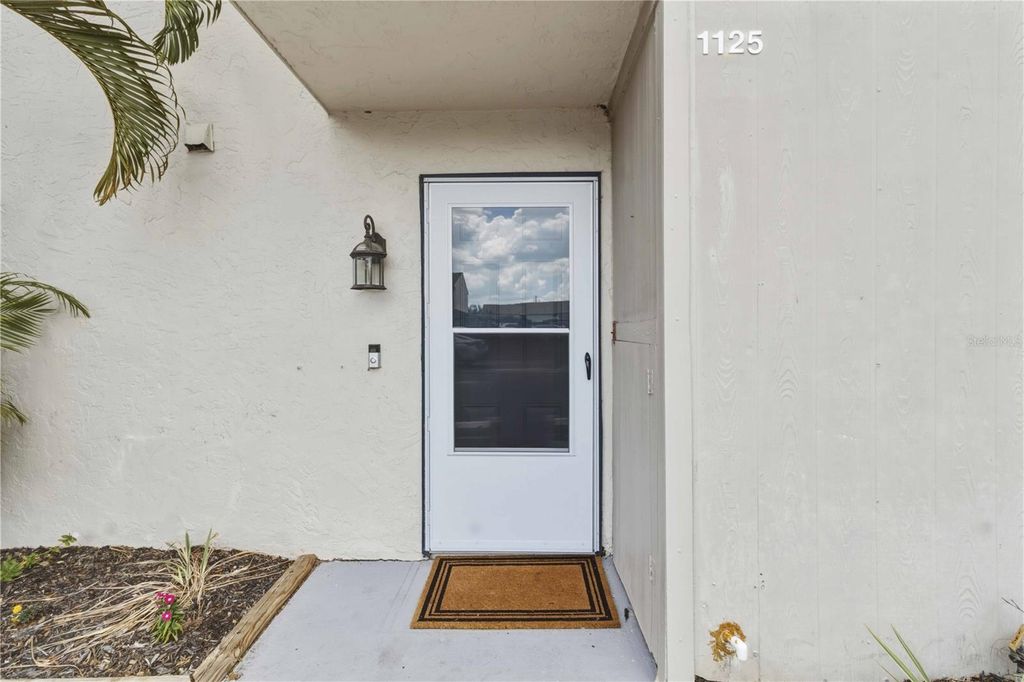 Photo of 1125 Longfellow Way #125-B, Sarasota, FL 34243 (MLS # A4691728)