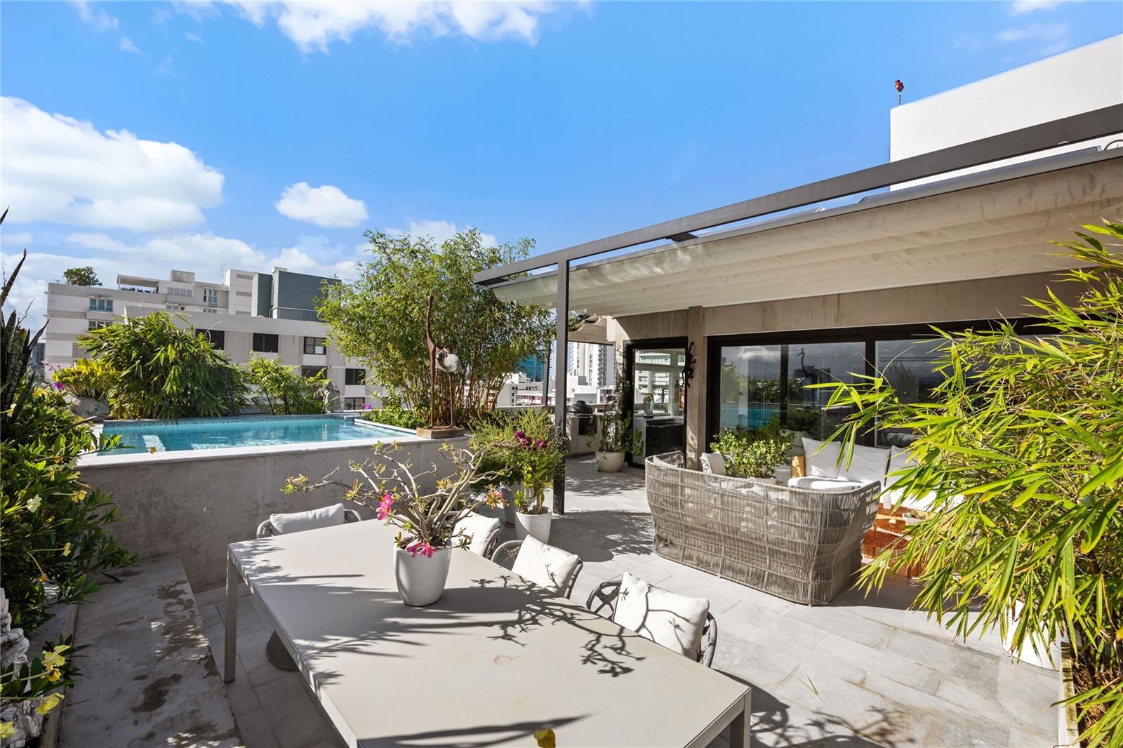 CROWNE PLAZA CONDOMINIUM - Residential