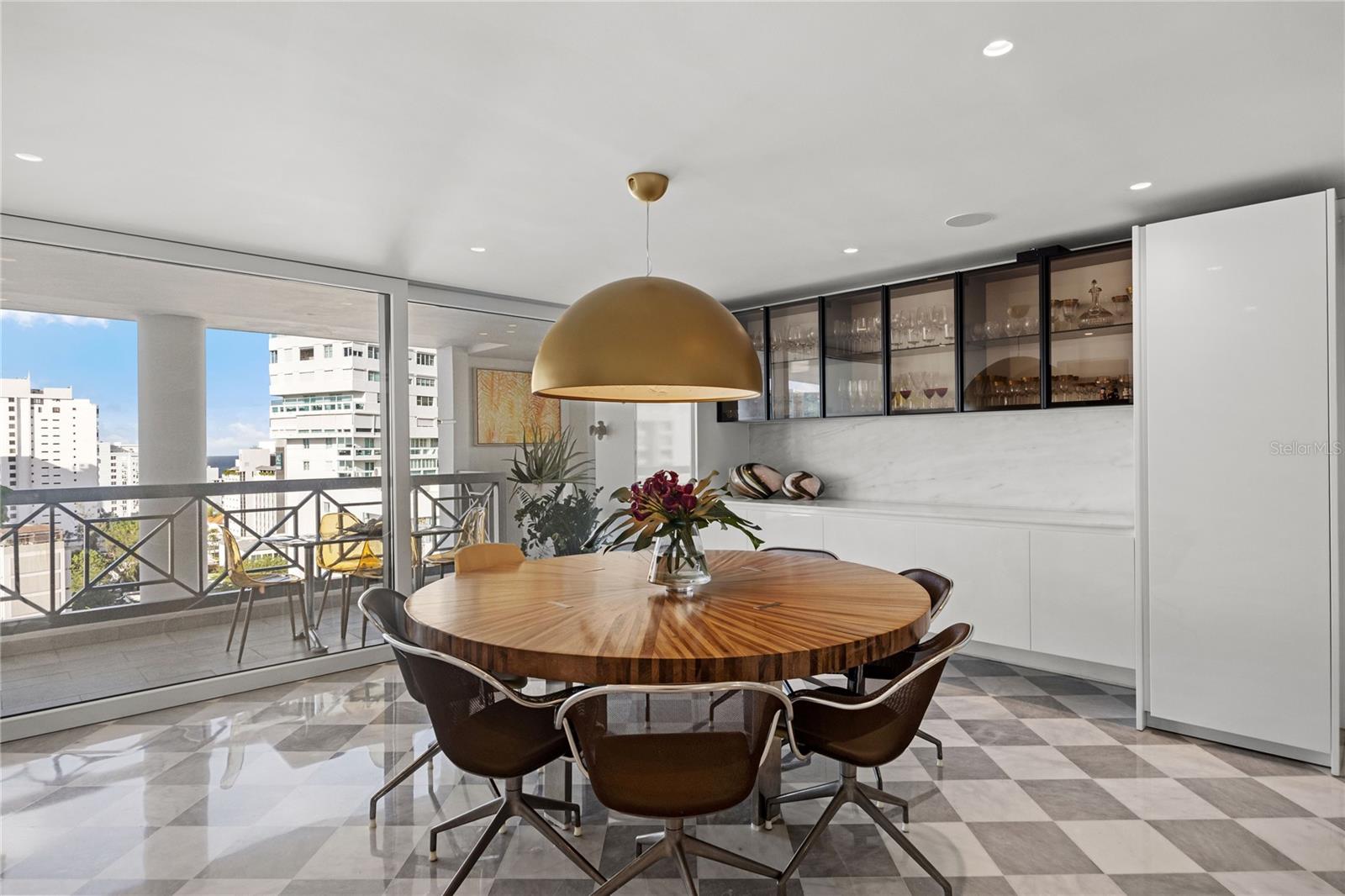 CROWNE PLAZA CONDOMINIUM - Residential