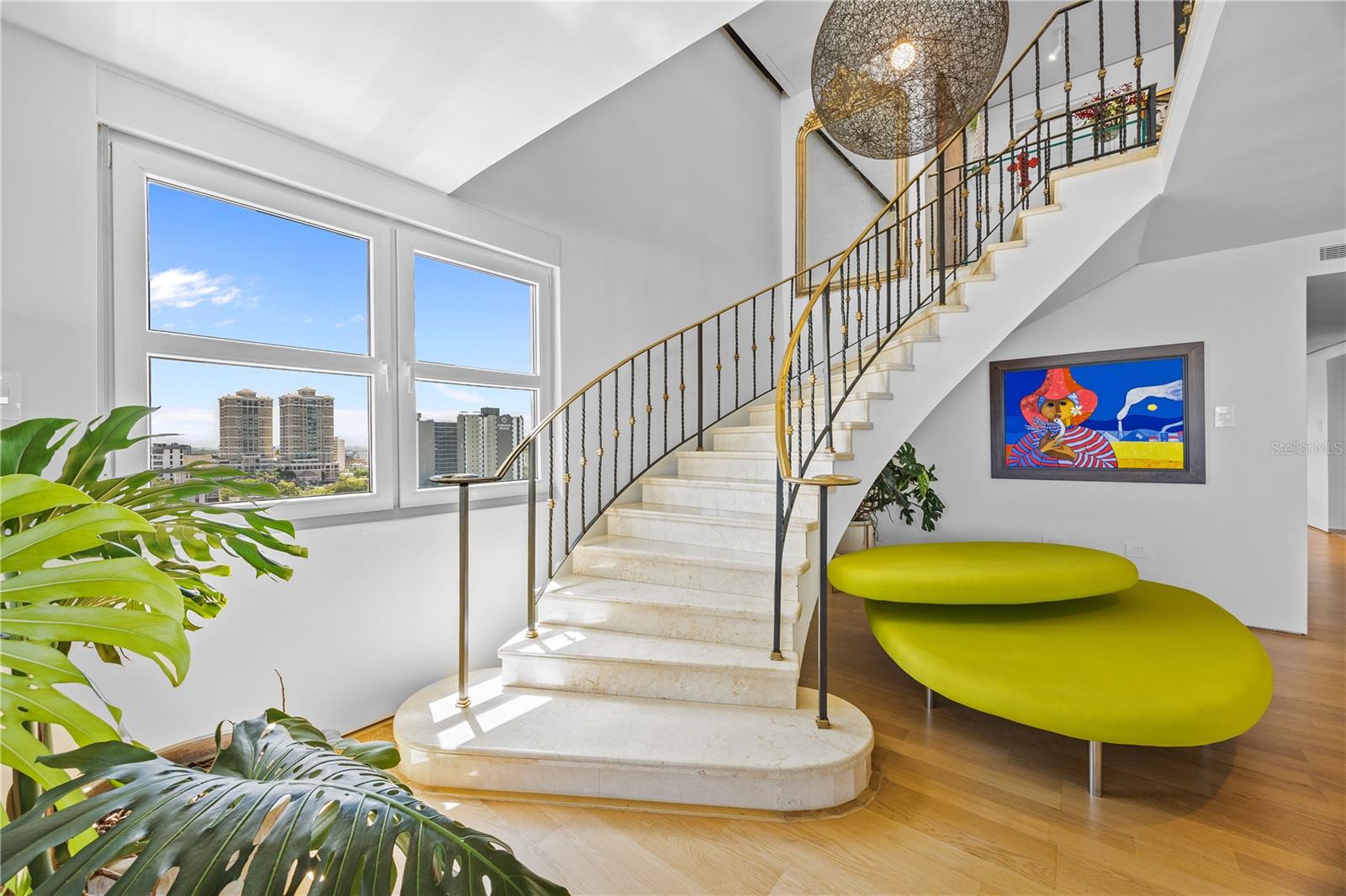 CROWNE PLAZA CONDOMINIUM - Residential