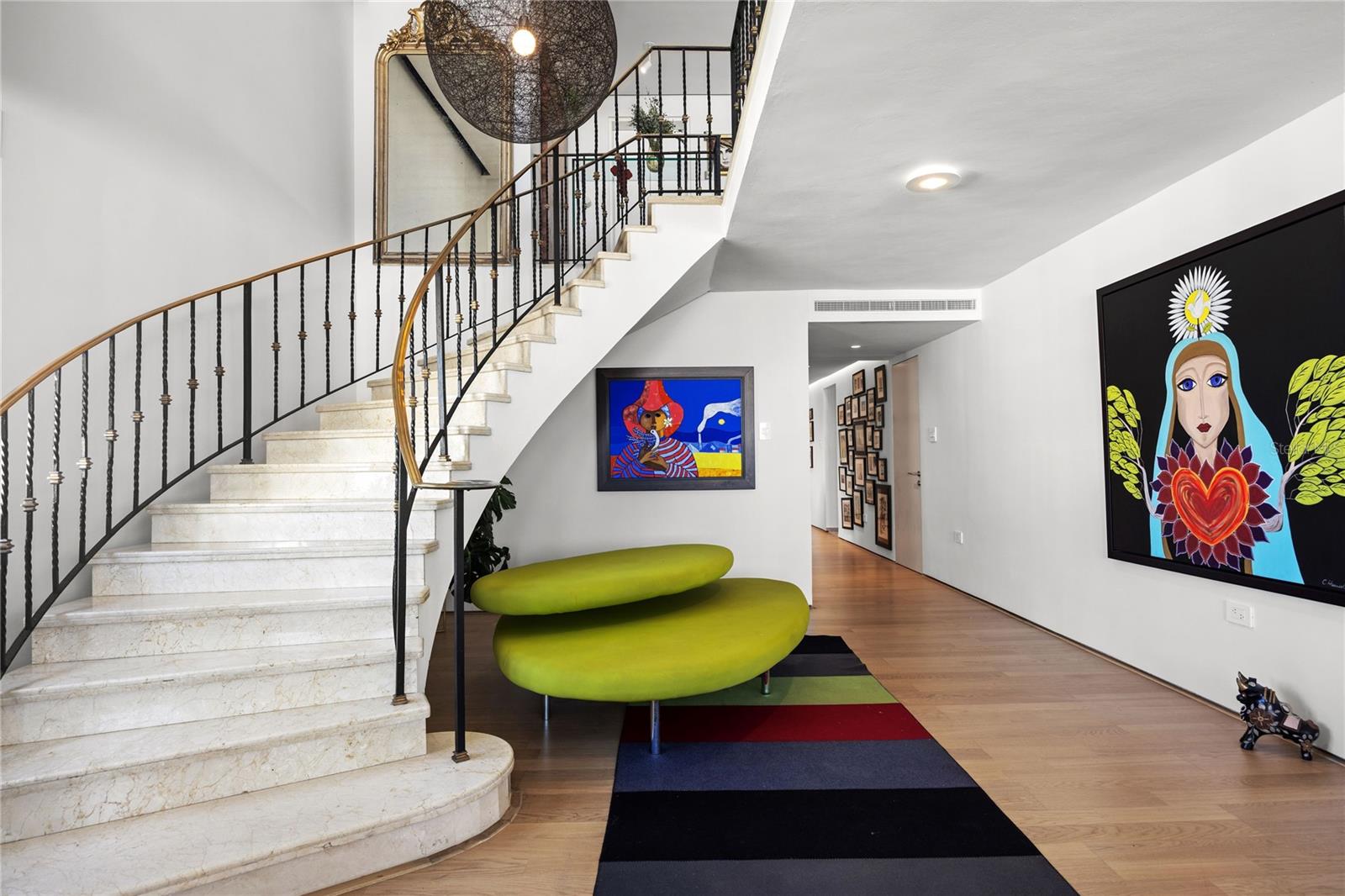 CROWNE PLAZA CONDOMINIUM - Residential