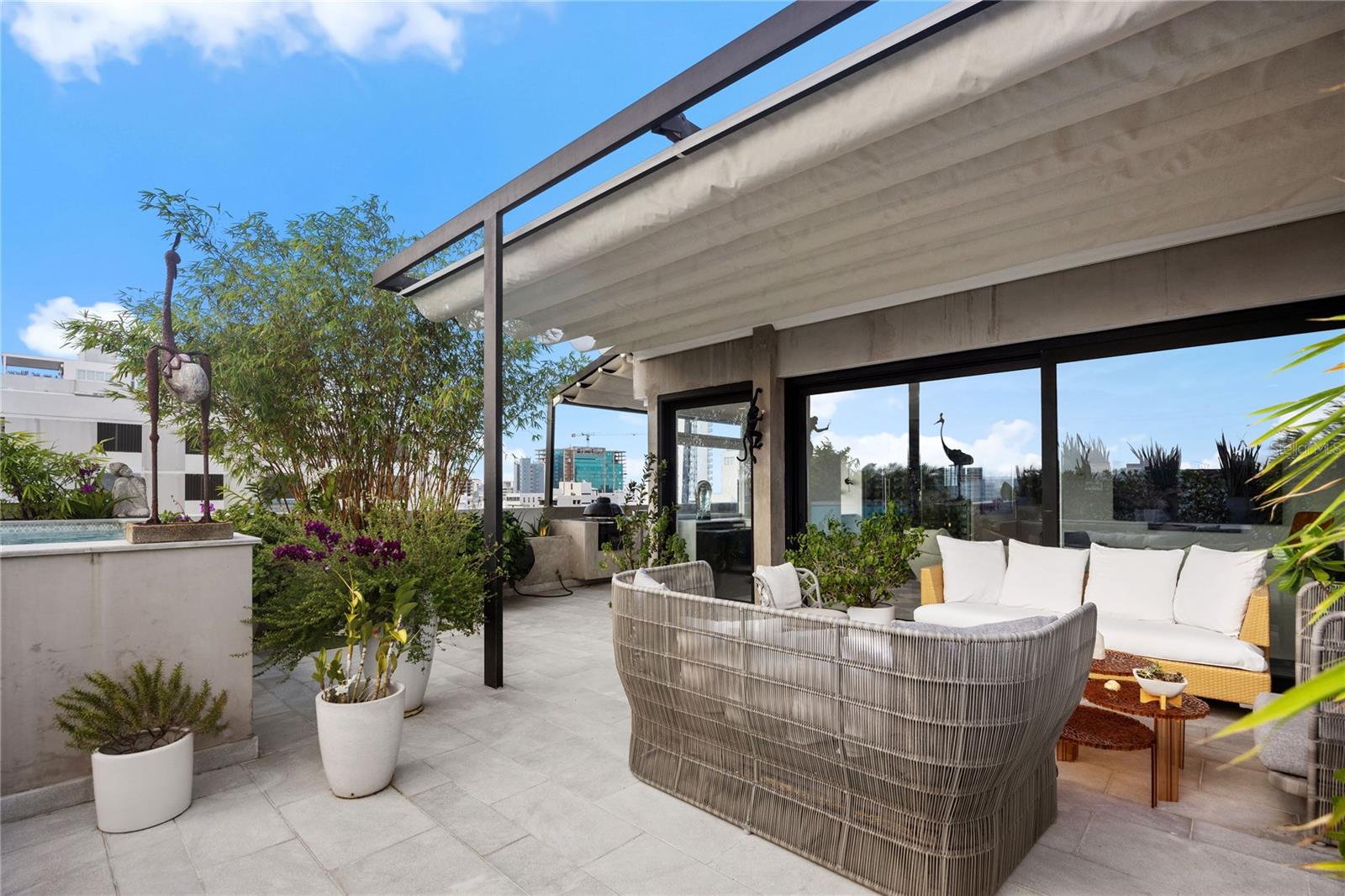 CROWNE PLAZA CONDOMINIUM - Residential