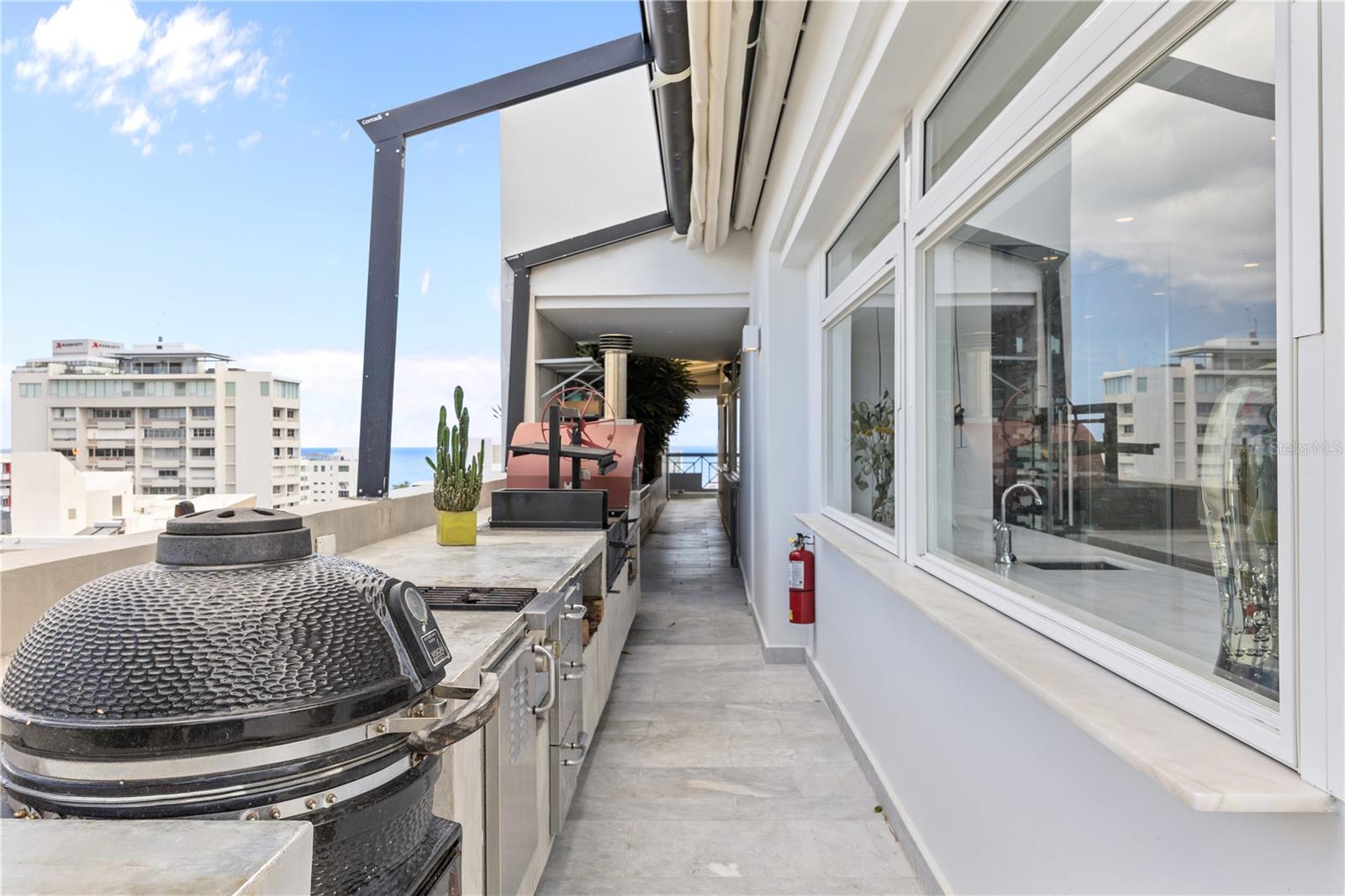CROWNE PLAZA CONDOMINIUM - Residential