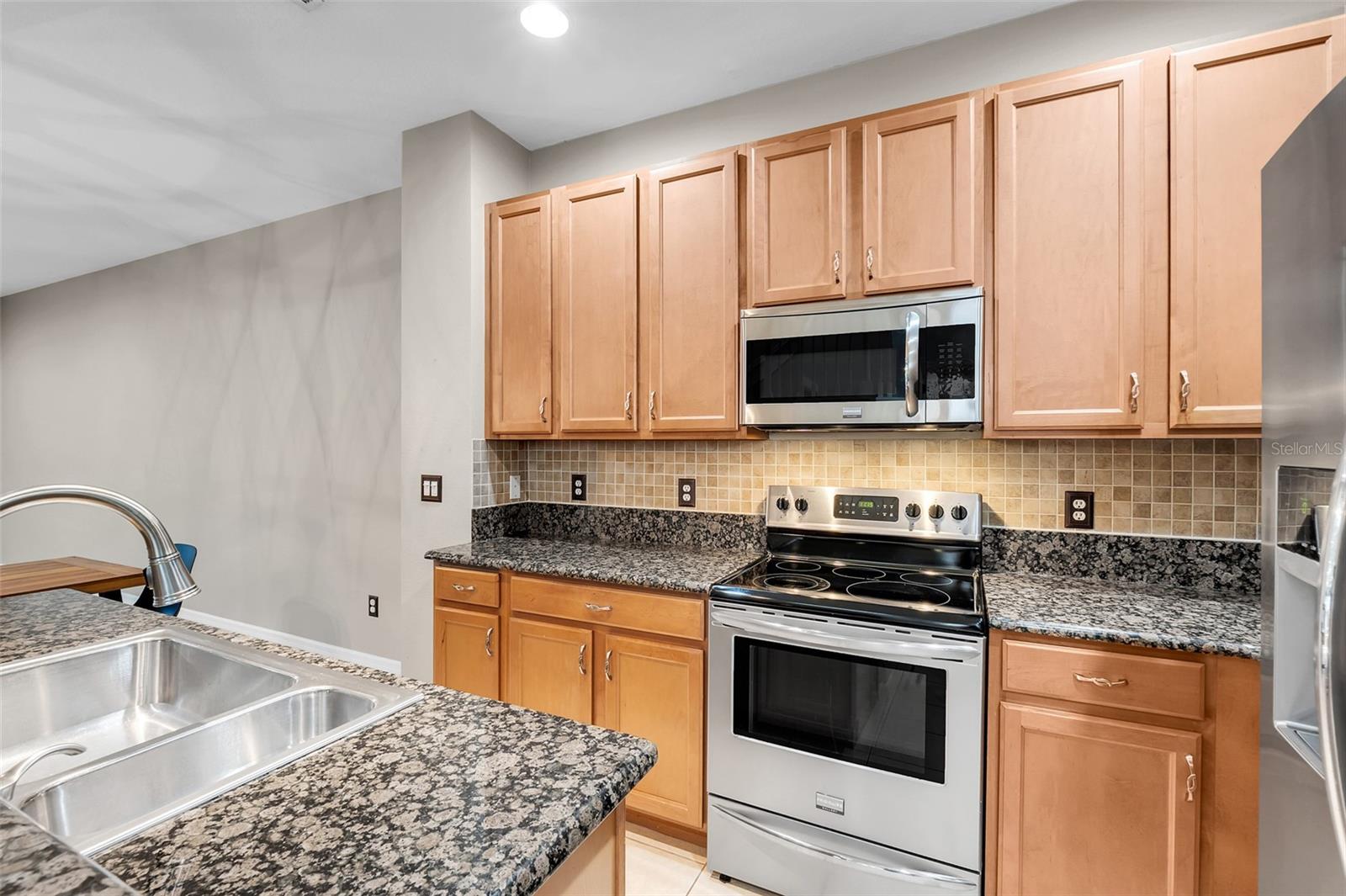 CLAYTON CROSSING TWNHMS - Residential Lease