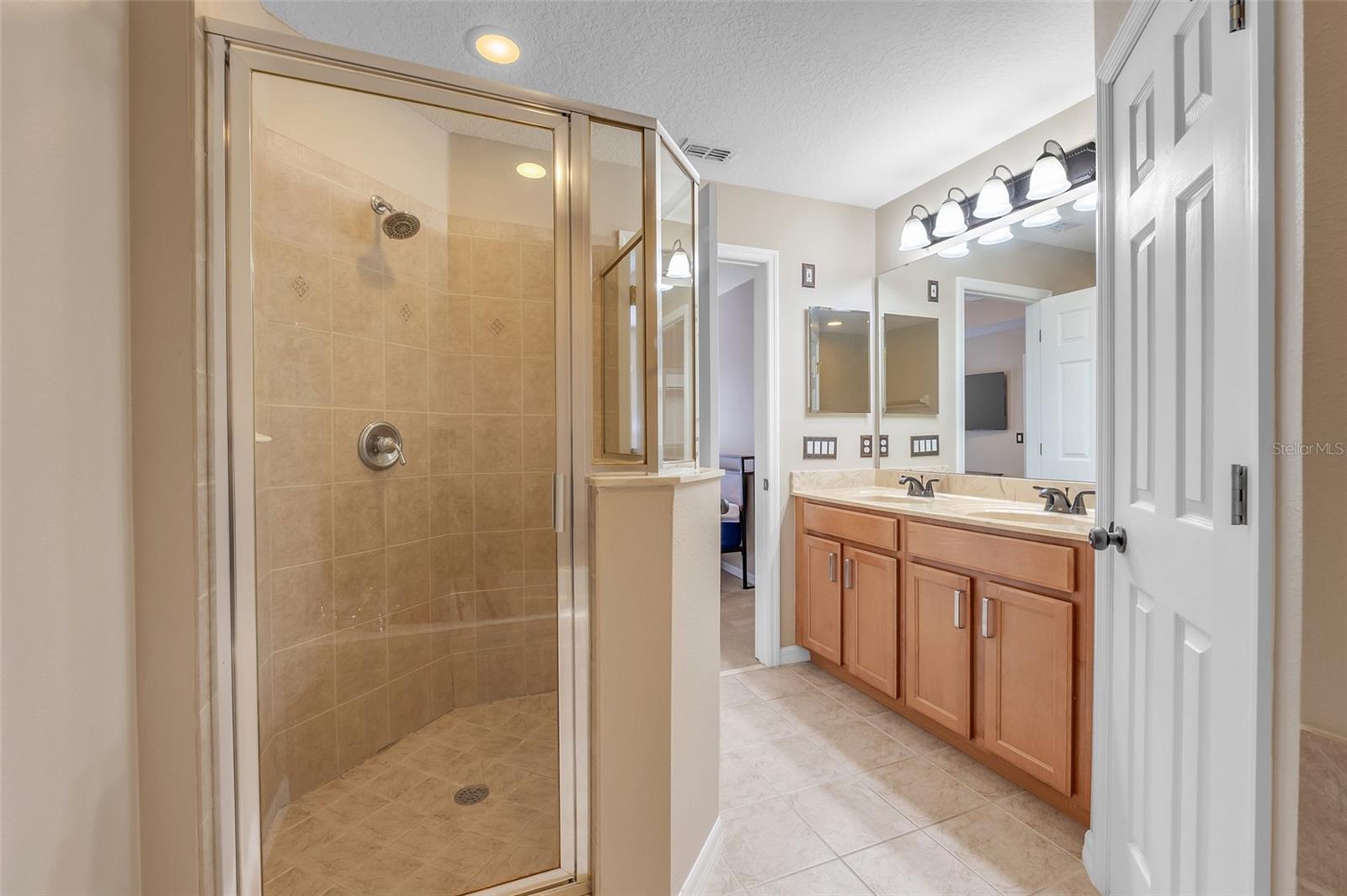 CLAYTON CROSSING TWNHMS - Residential Lease