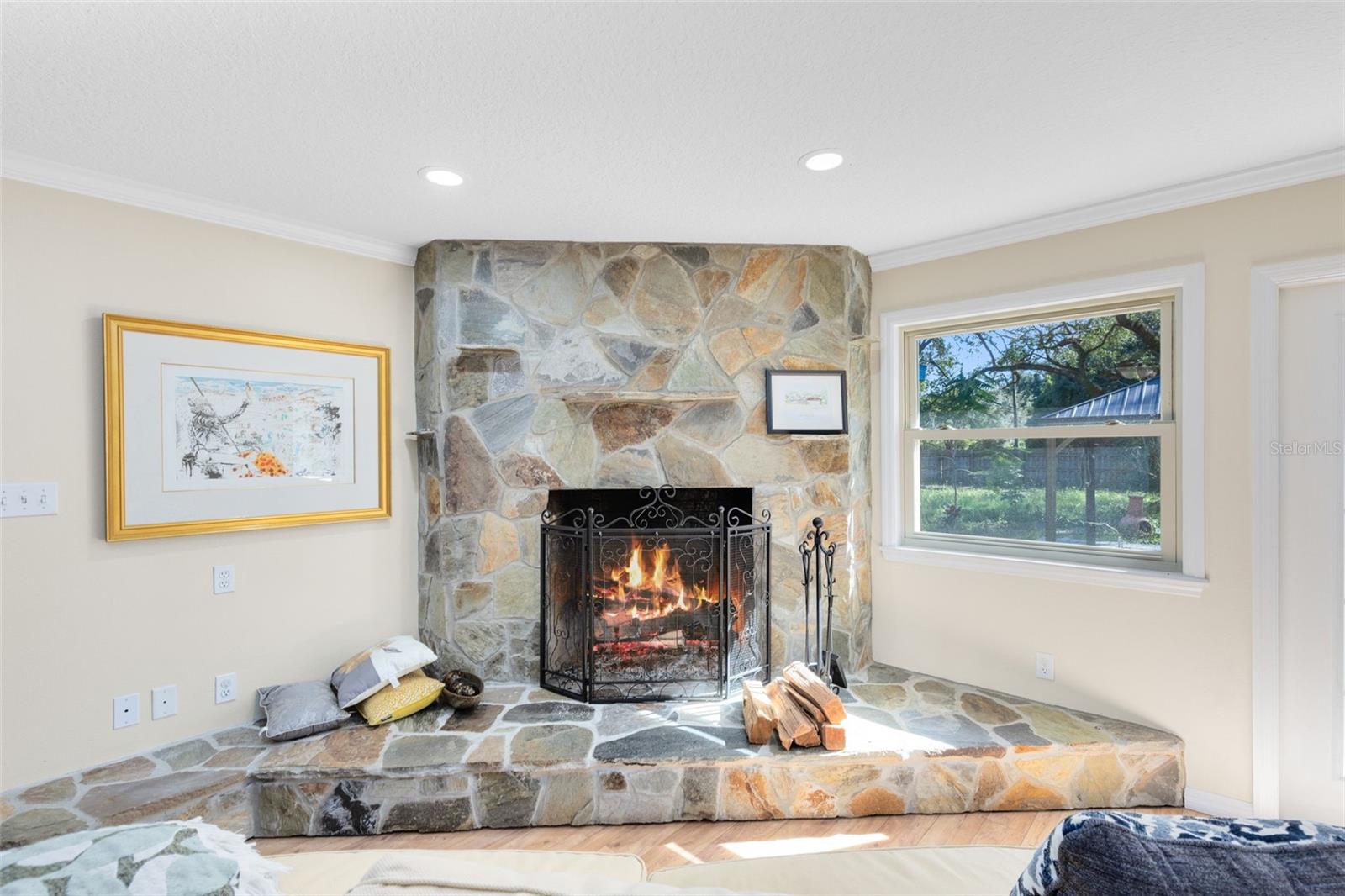 W E HUDSONS SUB - Residential