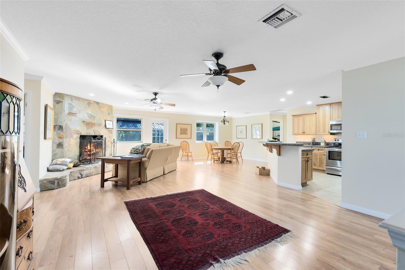 W E HUDSONS SUB - Residential