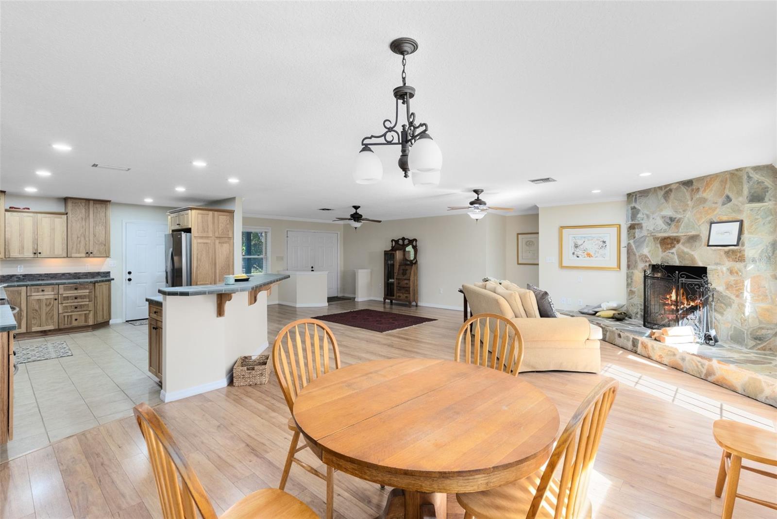 W E HUDSONS SUB - Residential