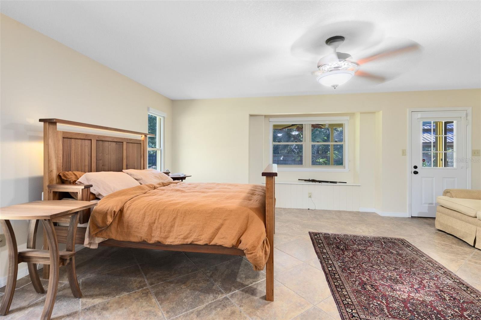 W E HUDSONS SUB - Residential