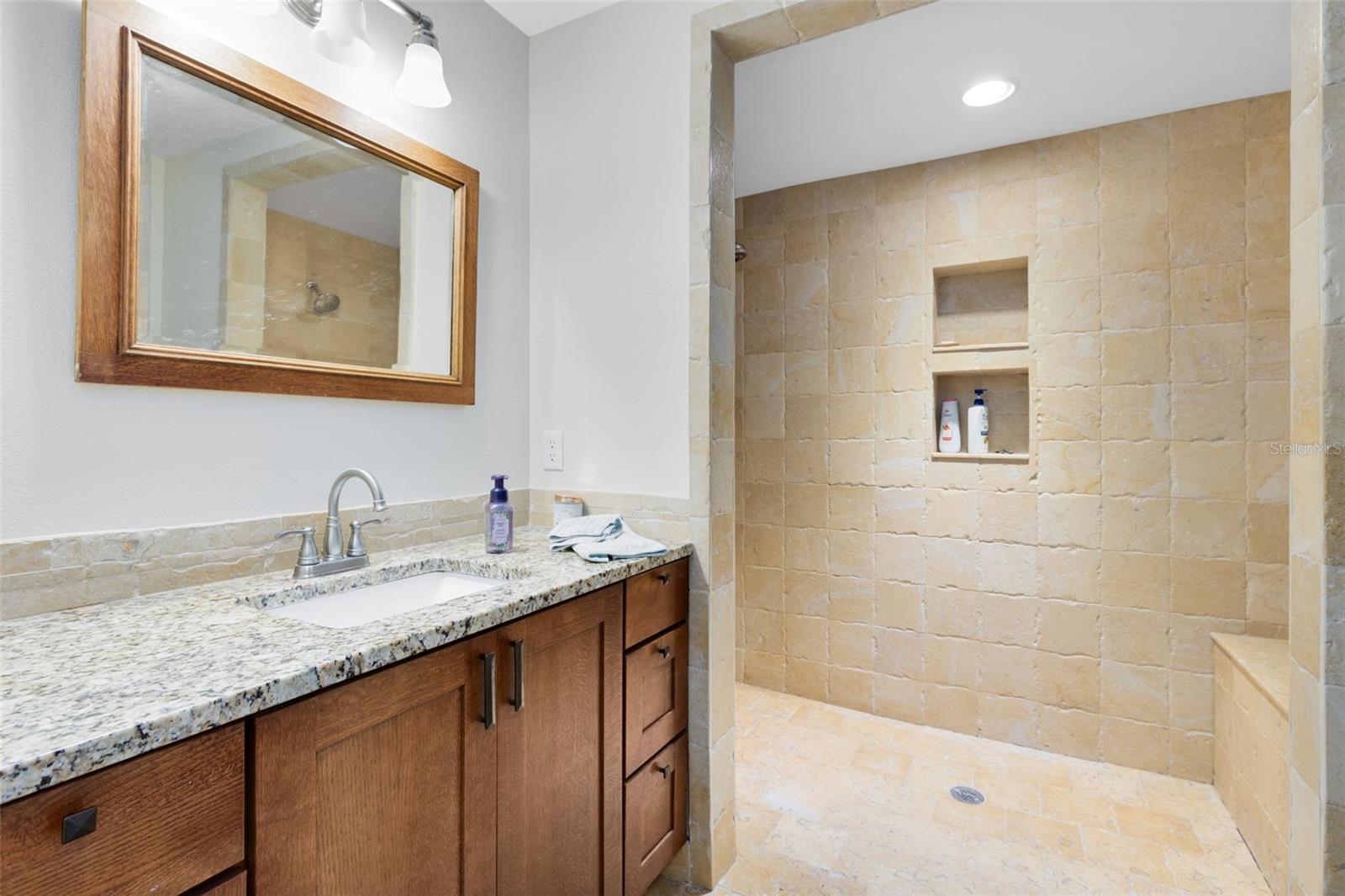 W E HUDSONS SUB - Residential