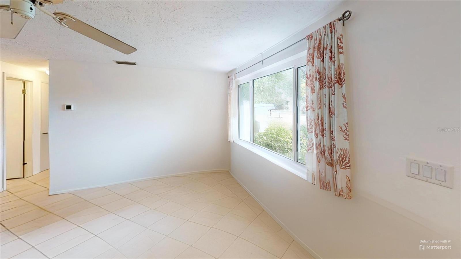 SOUTH VENICE - Residential