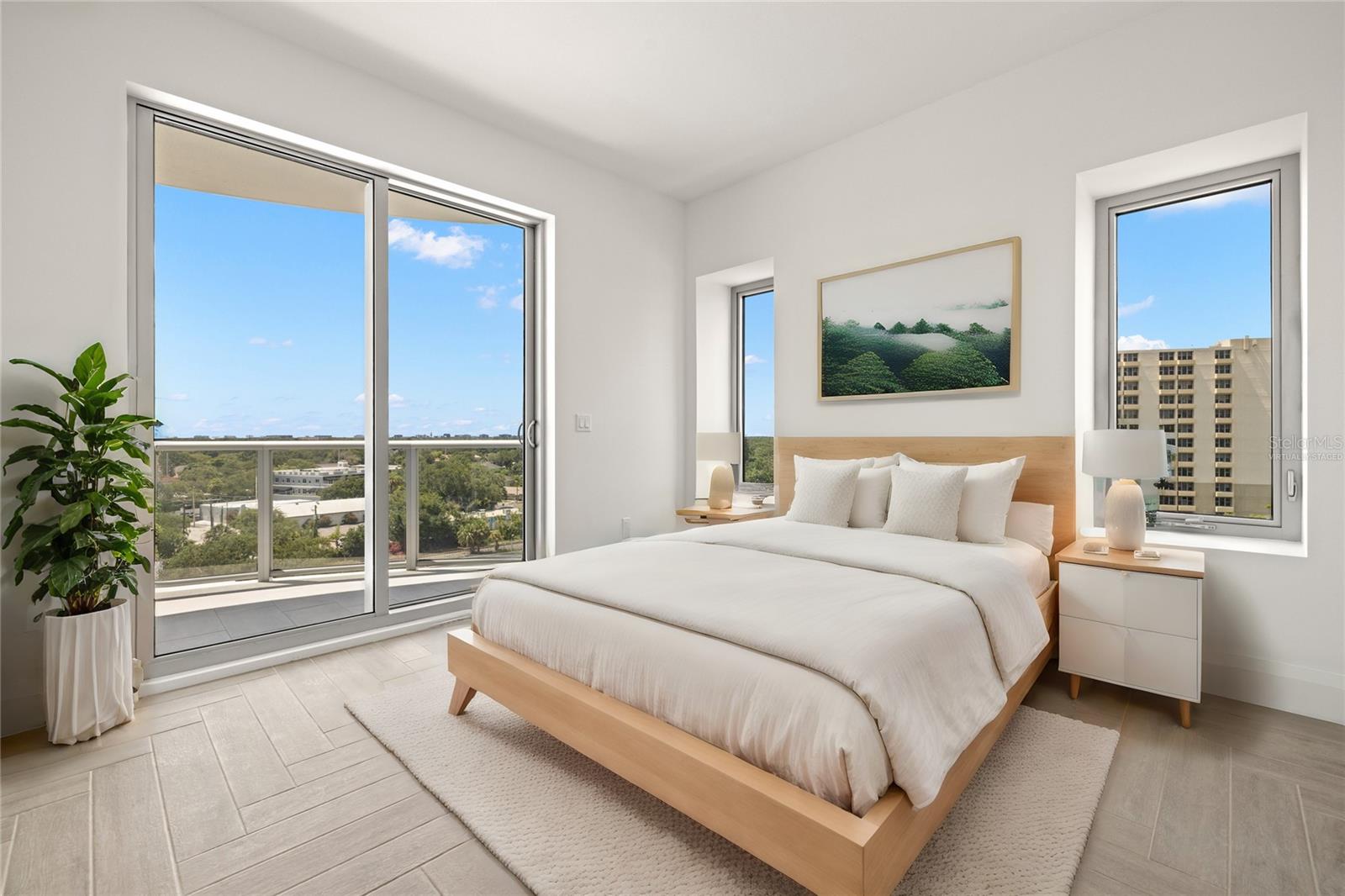 ALTURA BAYSHORE - Residential