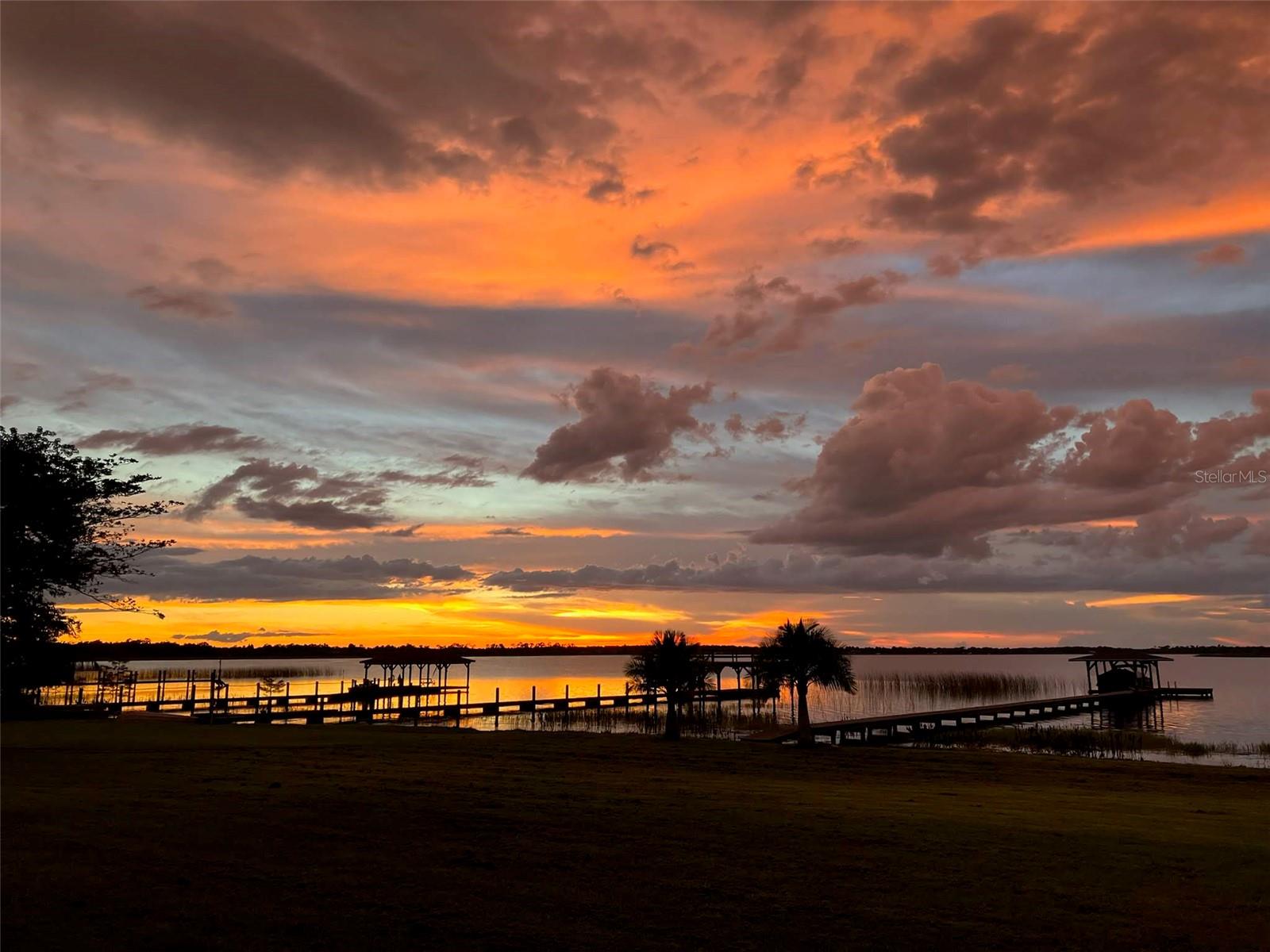 MAGNOLIA SHORES - Residential