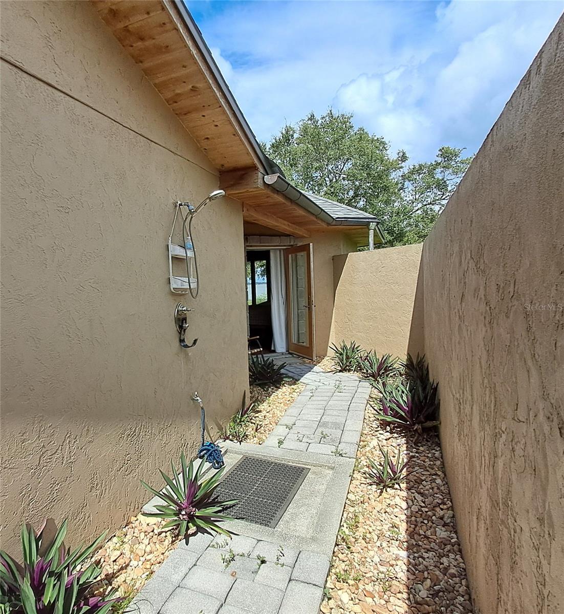 MAGNOLIA SHORES - Residential