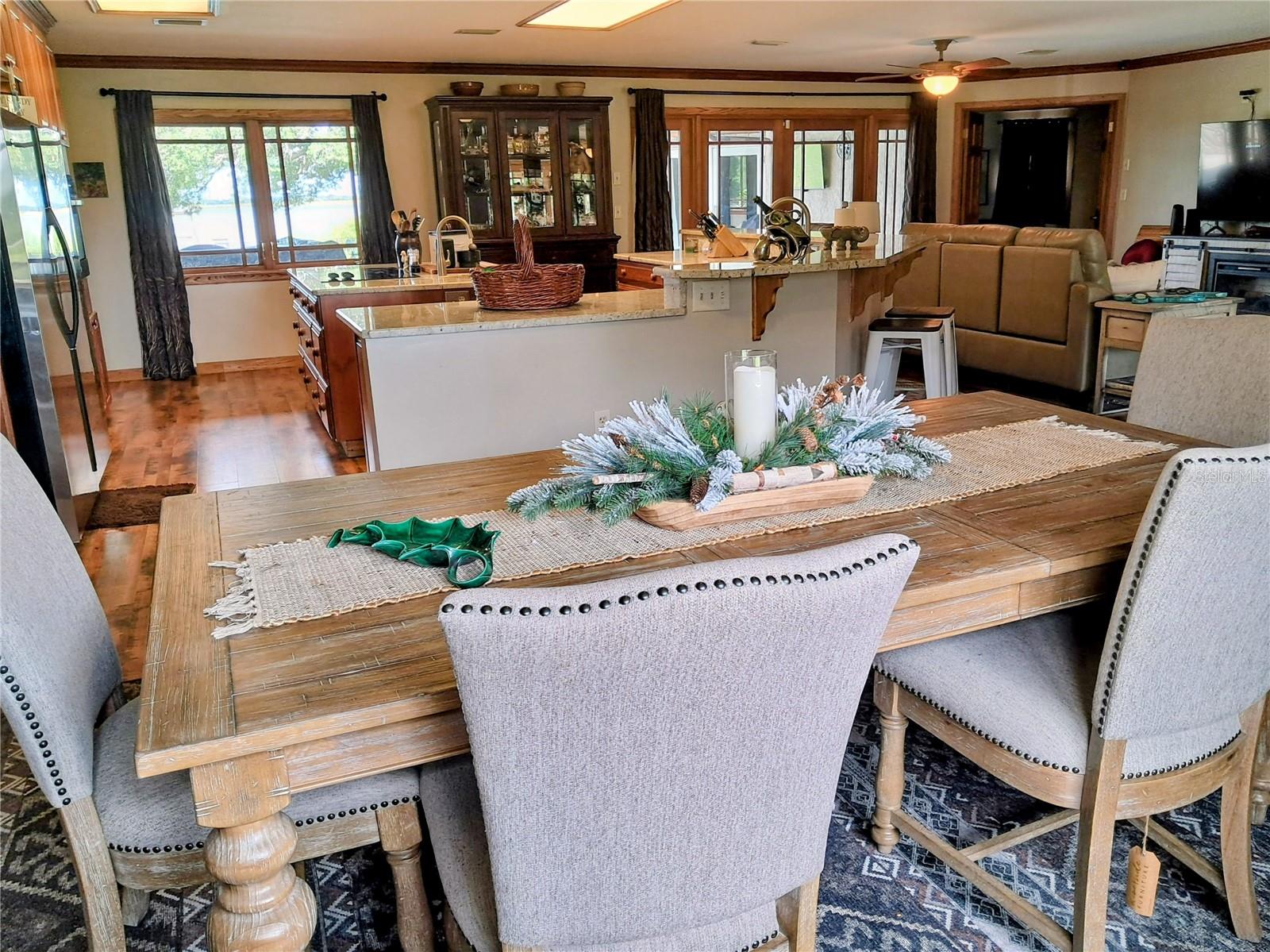 MAGNOLIA SHORES - Residential