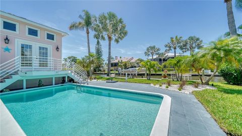 A home in LONGBOAT KEY