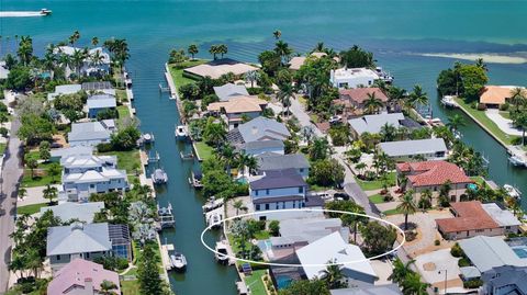 A home in LONGBOAT KEY