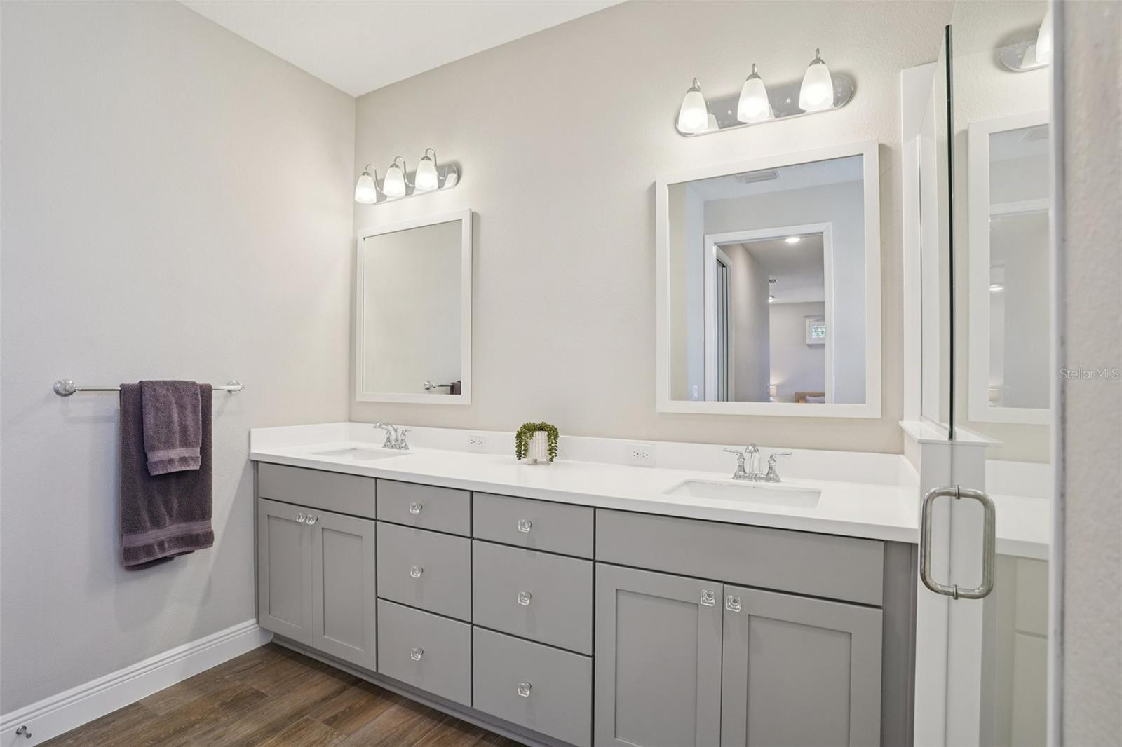 GREEN KEY VILLAGE PH 3 REP - Residential