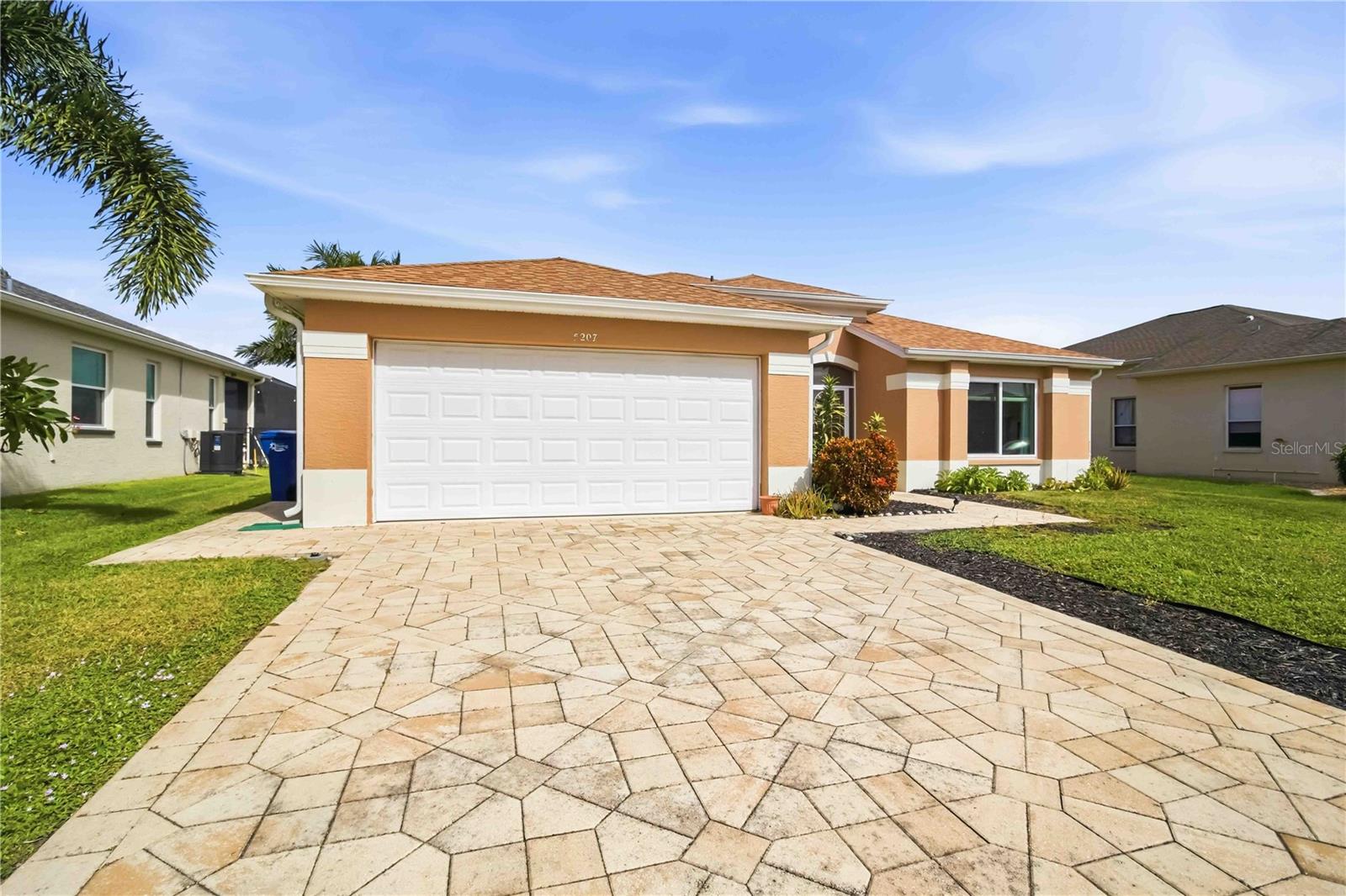 5207 52ND AVENUE W, BRADENTON, FL, 34210 1 5207 52ND AVENUE W