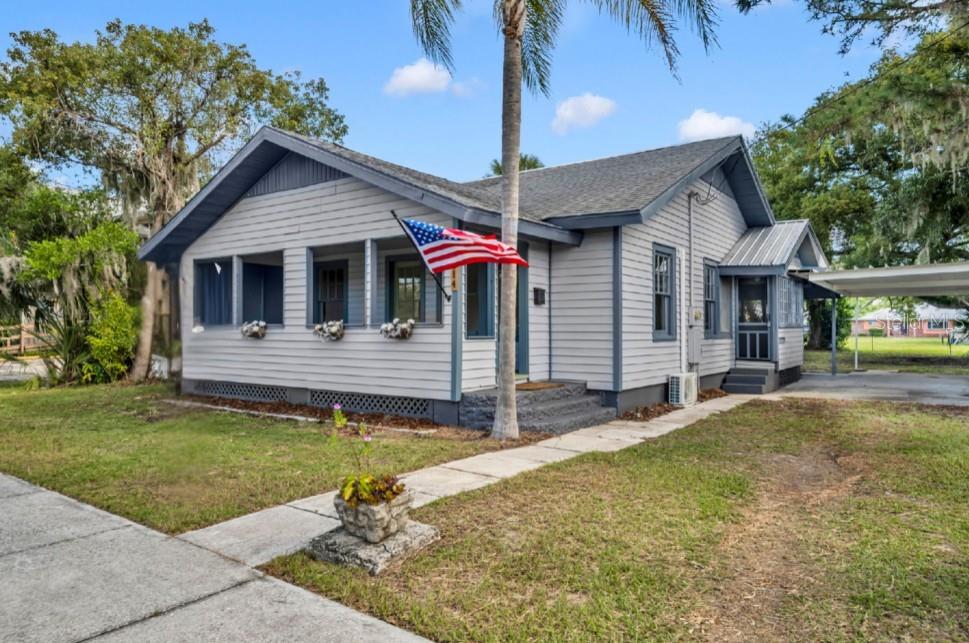 Casas a venda 3 - Jen Dantas 214 N NEW HAMPSHIRE AVENUE