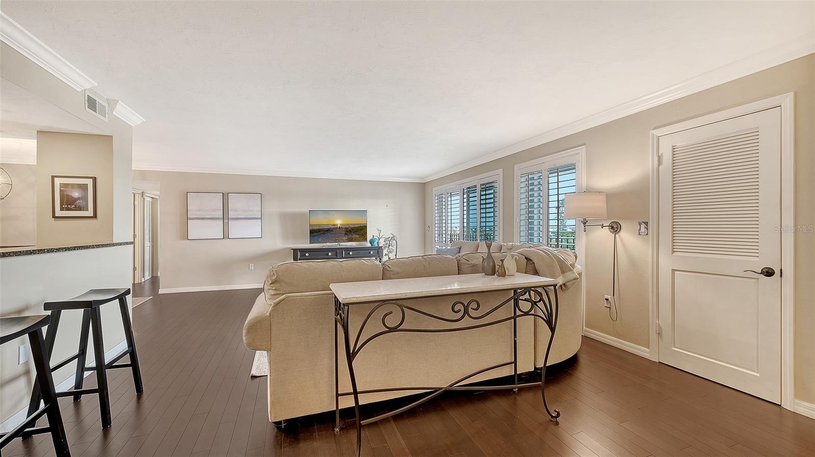 1 BENJAMIN FRANKLIN DRIVE 55