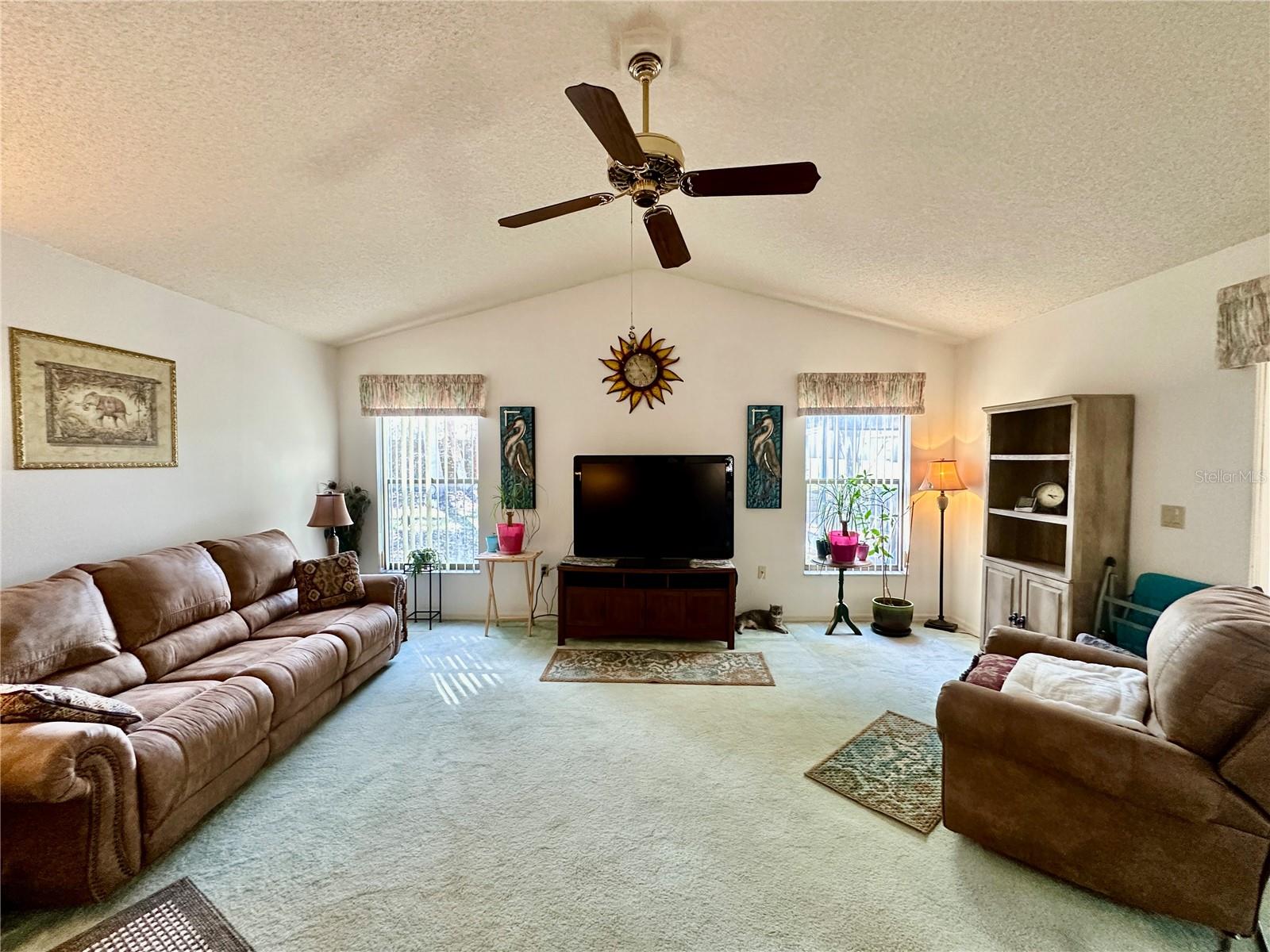 OVERLOOK ESTATES - Residential