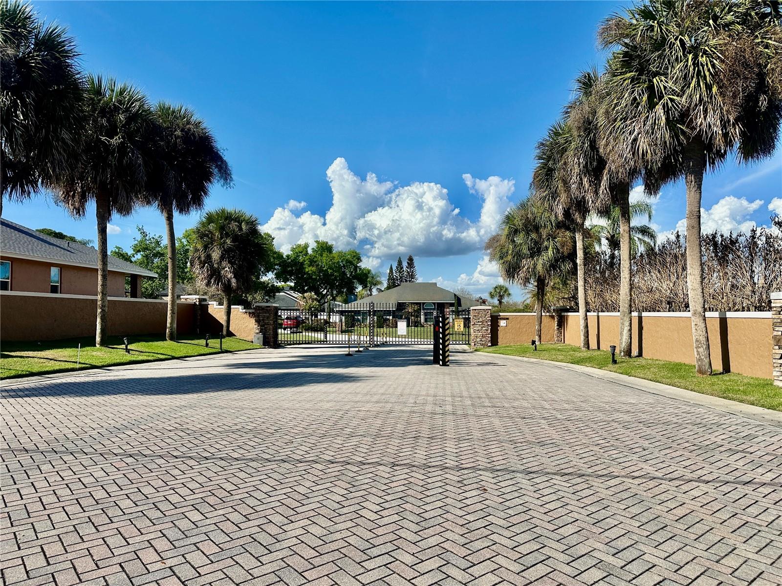 OVERLOOK ESTATES - Residential