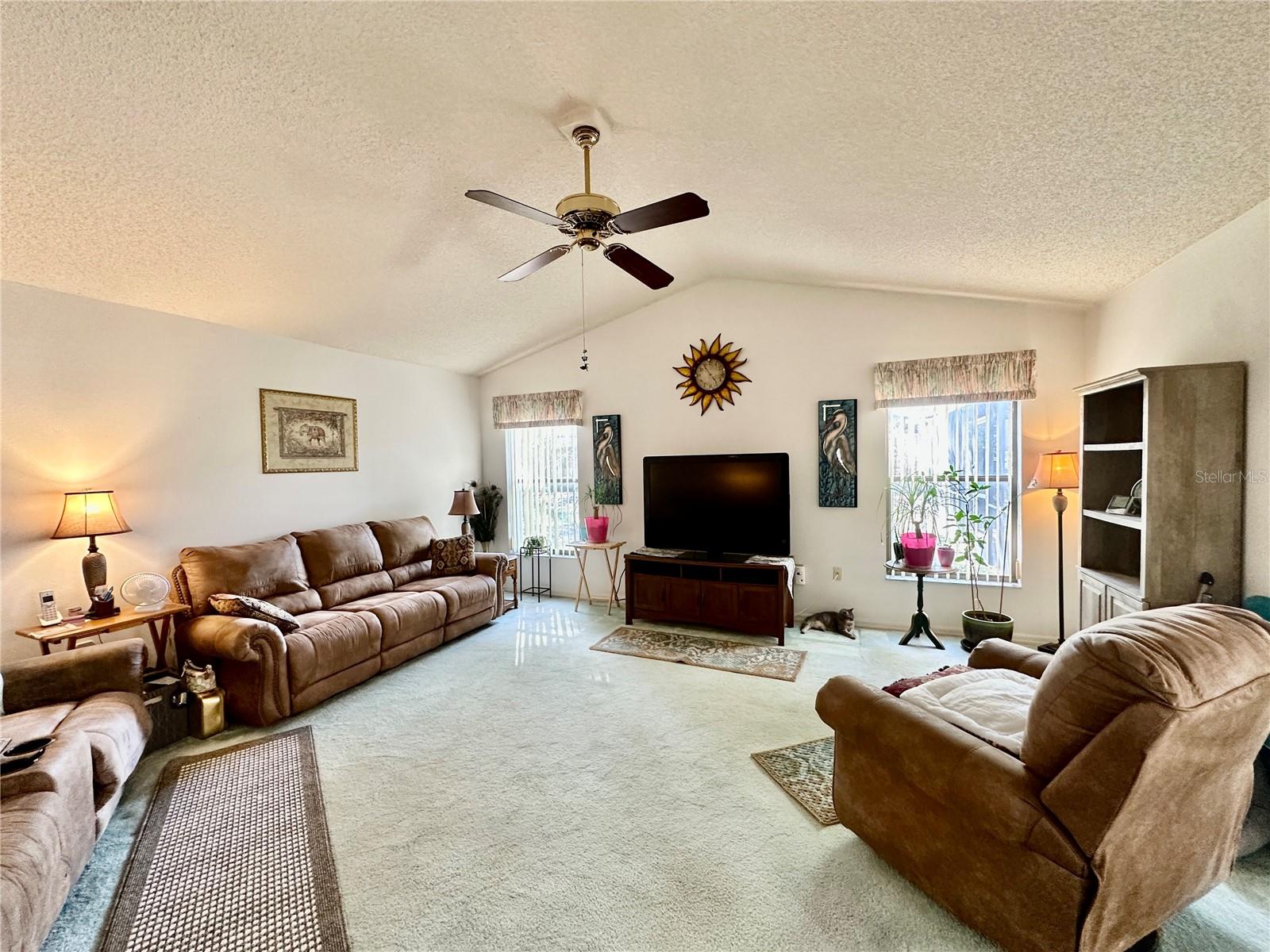 OVERLOOK ESTATES - Residential